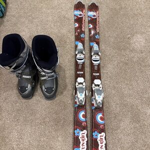Youth Rossignol skis